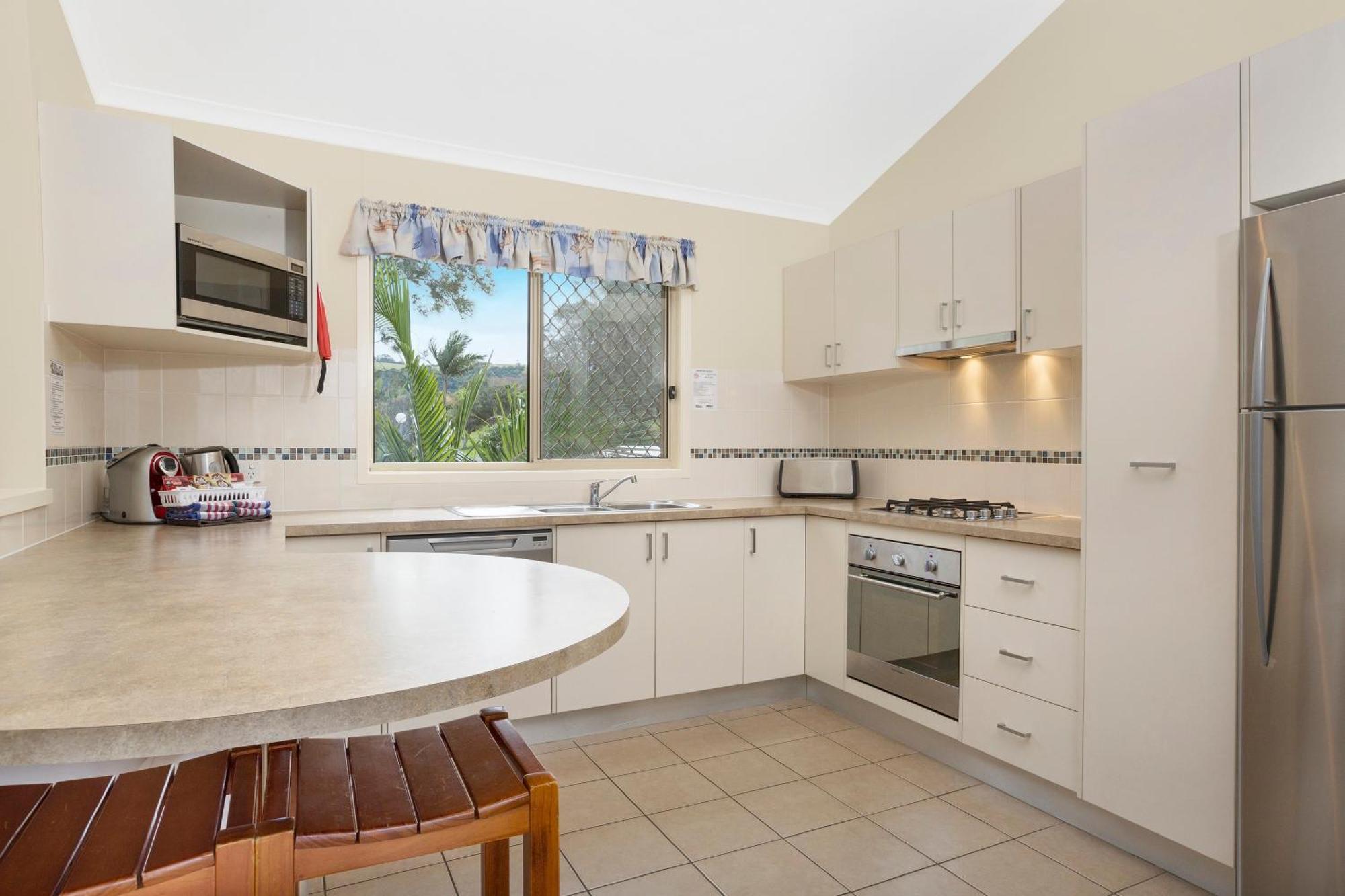 Big4 Easts Beach Holiday Park Kiama Room photo