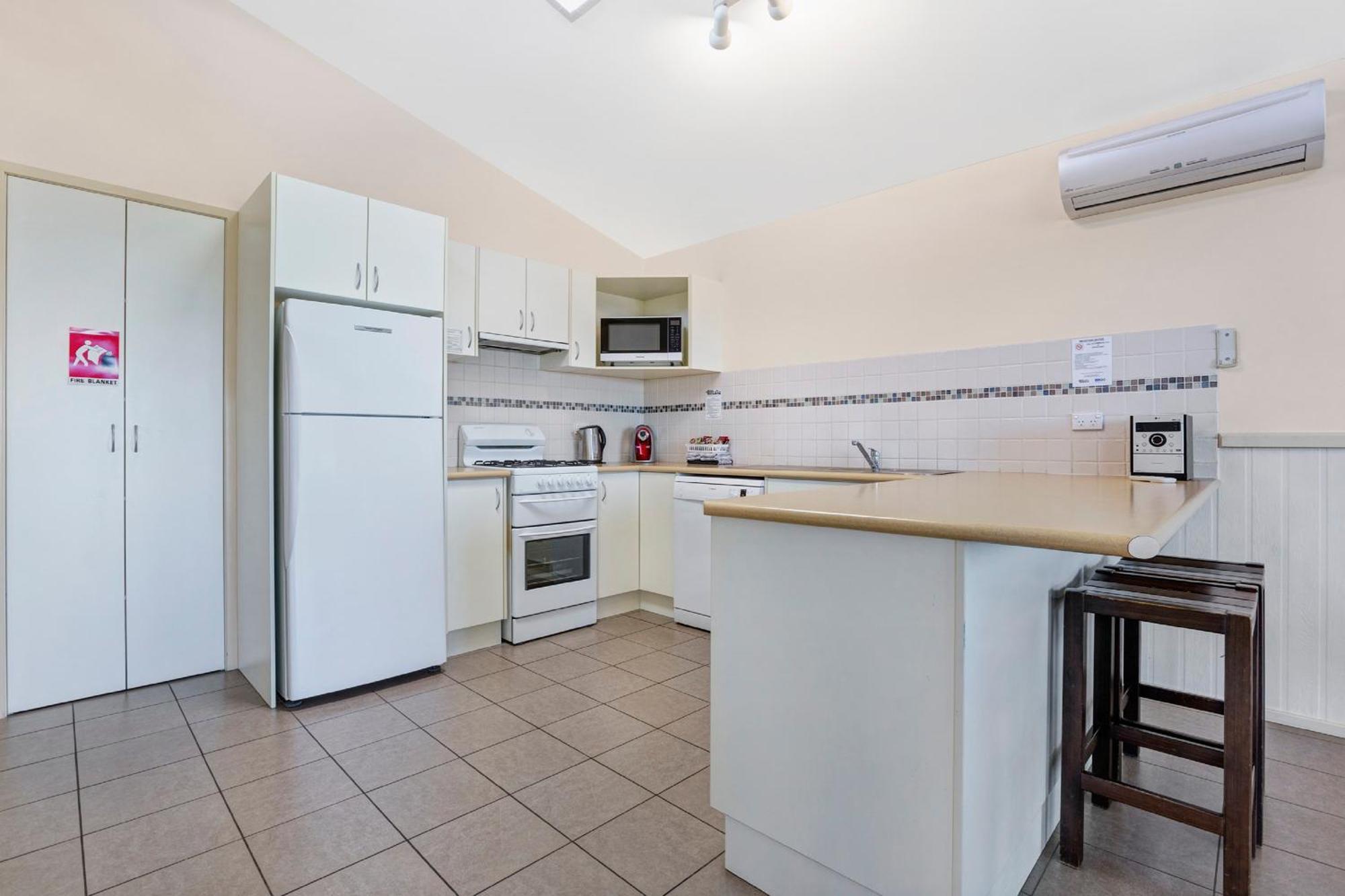 Big4 Easts Beach Holiday Park Kiama Room photo